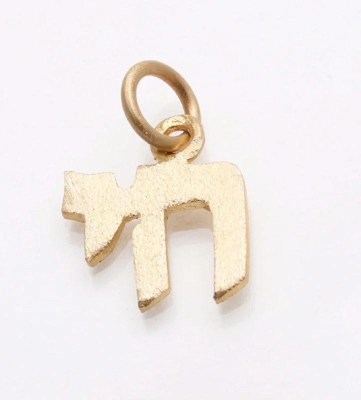 14k Yellow Gold Small Matte Chai Pendant Small