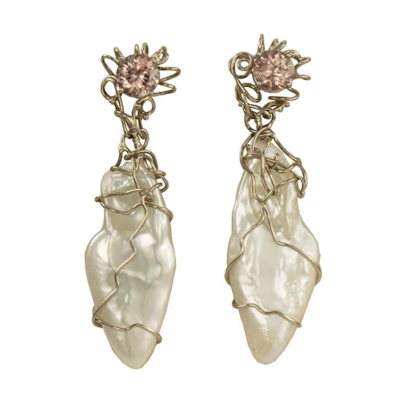 BIWA Slipper Pearl & Zircon Earrings