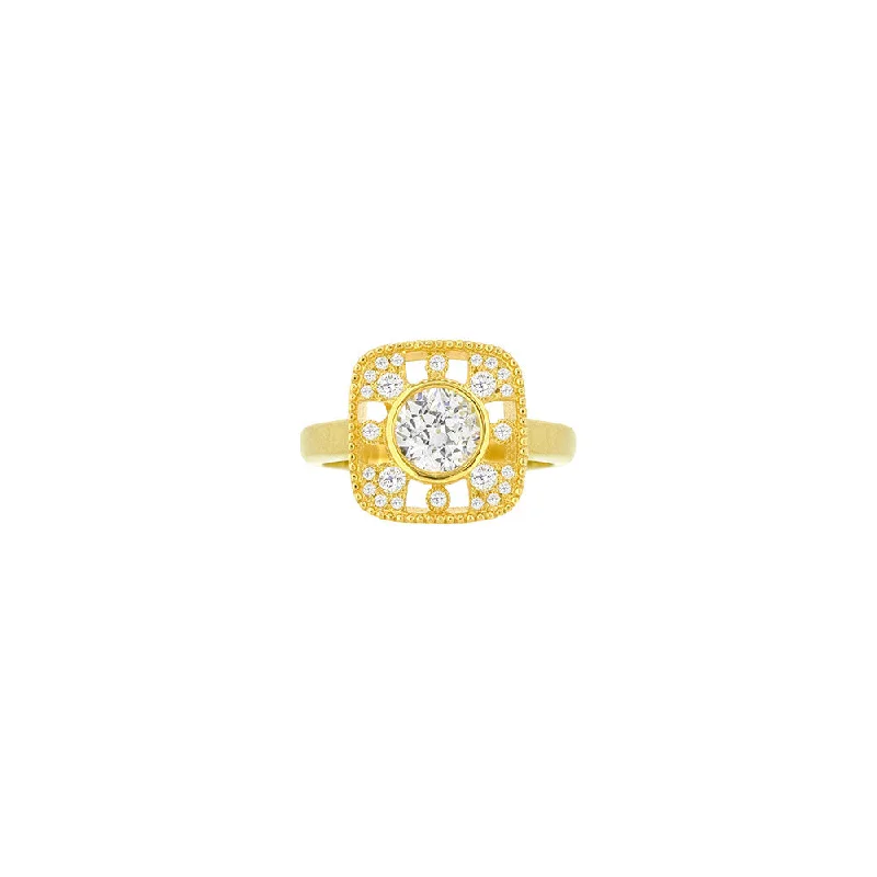 18 Karat Yellow Gold ring Old European Cut Diamond Round with open cut details