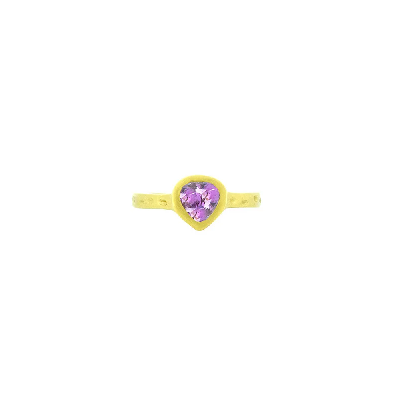 18 Karat Yellow Matte Gold ring gold with Pear shape Pink Sapphire