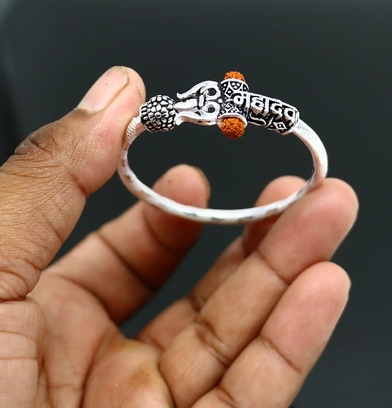 Handmade vintage antique design customized silver baby bangle kada, excellent lord shiva Mahadeva bangle bracelet kada for gifting nbbk235